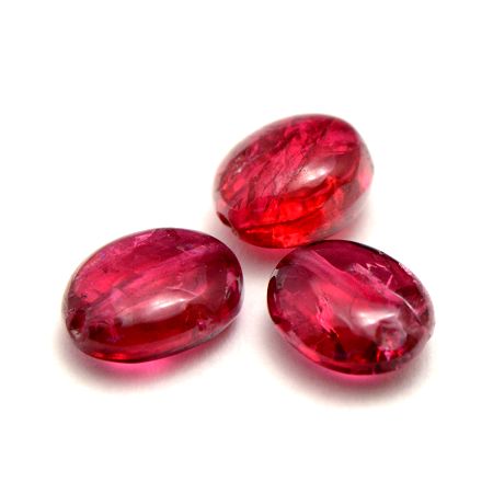 Red Spinel Meanings Spinel Crystal Meaning, Meaning Of Red, Spinel Crystal, Chakra Chart, Red Meaning, Red Spinel, Gemstone Meanings, Red Diamond, Solar Plexus Chakra