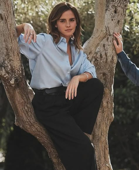 Emma Watson Casual, Emma Watson Outfits, Hermione Jean Granger, Emma Watson Style, Soft Autumn, Hermione Granger, Emma Watson, Hermione, Inspirational Women