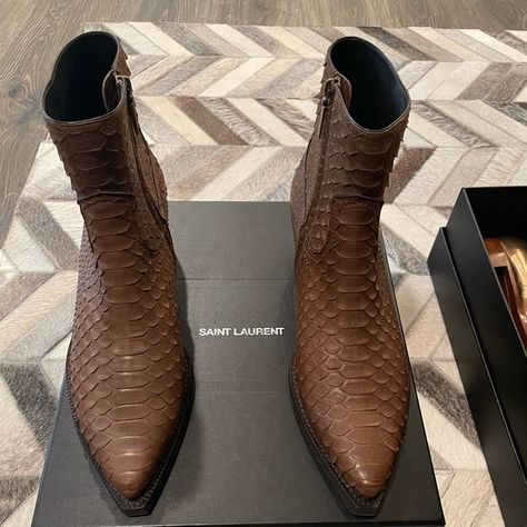 Saint Laurent Lukas Python Boots Python Boots, Chelsea Boots Men Outfit, Boots Men Outfit, Chelsea Boots Men, Saint Laurent Paris, Paris Saint, Men's Footwear, Python, All Black Sneakers