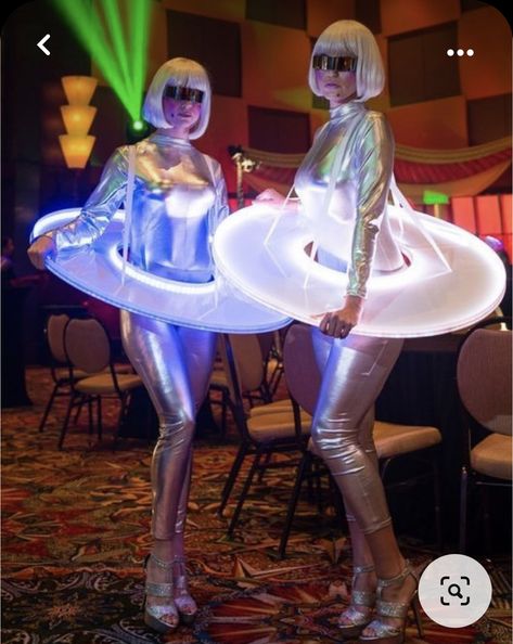 Space Inspired Costume, Outer Space Party Costumes, Unique Alien Costume, Out Of Space Outfit, 50s Alien Costume, Space Movie Costumes, Space Like Outfits, Diy Saturn Costume, Outerspace Costume Ideas