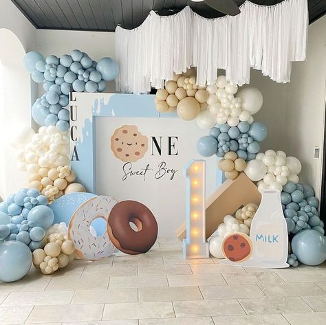 Birthday Theme For 1 Year Boy, Cute One Year Old Birthday Themes, One Year Bday Themes, Theme For Baby Boy 1st Birthday, One Year Party Ideas, Baby’s First Birthday Theme Boy, One Sweet One Birthday, Son First Birthday Themes, Hes A Sweet One Birthday Theme Boy