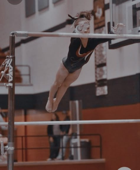 Gymnastics Bars Aesthetic, Gymnast Photoshoot, Gymnastics Wallpapers, Gymnastics Pics, Gymnastics Aesthetic, Gymnastics Wallpaper, Gymnastics Images, Gymnastics Drills, Gymnastics Quotes