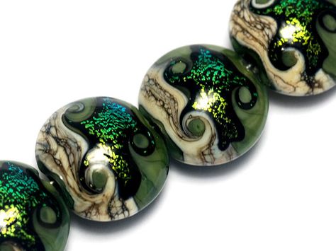 10506412 Four Olivine Lentil Beads  Handmade Glass от gracebeads, $33.00 Glass Bead Crafts, Glass Lampwork, Bead Ideas, Handmade Glass Beads, Beads Handmade, Dichroic Glass, Color Effect, Silver Foil, Focal Bead