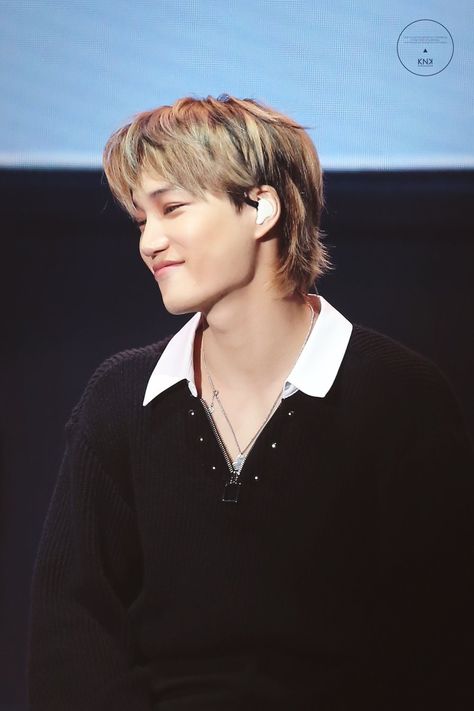 EXO KAI Kai Hairstyle, Edawn And Hyuna, Exo Hair, Korean Hiphop, Exo Jongin, Short Grunge Hair, Guy Fits, Mullet Haircut, Exo Korean