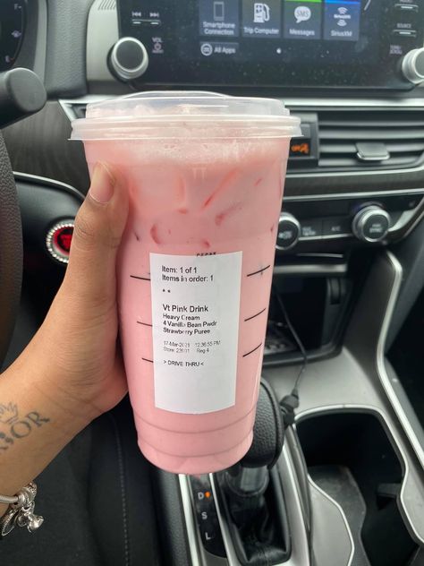 Minuman Starbucks, Free Starbucks Gift Card, Starbucks Drink Menu, Starbucks Pink Drink, Starbucks Hacks, Starbucks Secret Menu Recipes, Cold Starbucks Drinks, Starbucks Drinks Diy, Secret Starbucks Recipes