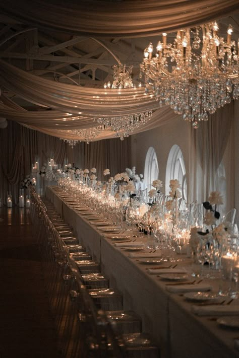 Wedding Chandelier Decor, Romantic Luxury Wedding, Drapes Wedding Decor, Wedding Venue Tables, Fancy Wedding Reception, Soft Romantic Wedding Decor, Wedding Drapes And Lighting, Wedding Ceiling Draping, Elegant Wedding Venue Ideas