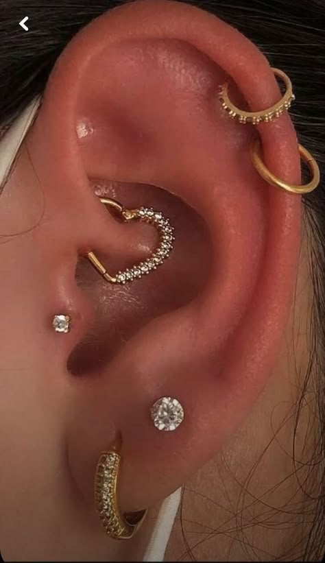 Navle Piercing, Ušný Piercing, Bijoux Piercing Septum, Minimalist Ear Piercings, Unique Ear Piercings, Ear Piercings Chart, Double Ear Piercings, Types Of Ear Piercings, Inexpensive Jewelry