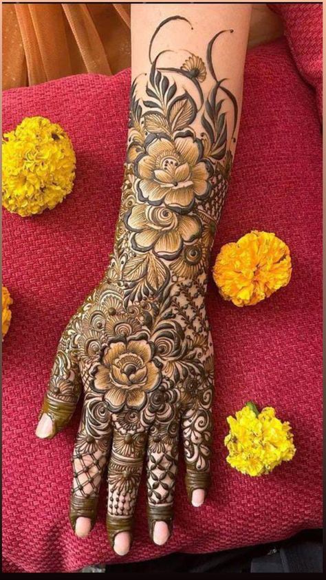 Mehndi Full Design, Full Design Mehendi, Full Hand Henna Designs Bridal Mehndi, Bridal Designs Mehendi, Back Hand Mehndi Designs For Bride, Mehndi Designs Full Back Hand, Mehindi Bridal Designs, Mehendi Designs For Hands Full, Mahedi New Design