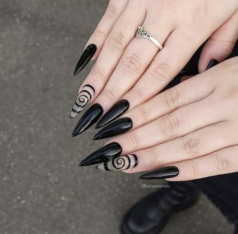 French Manicure Long Nails, Witchy Nails, Punk Nails, Gothic Nails, Edgy Nails, Goth Nails, Grunge Nails, Nails Polish, Black Nail