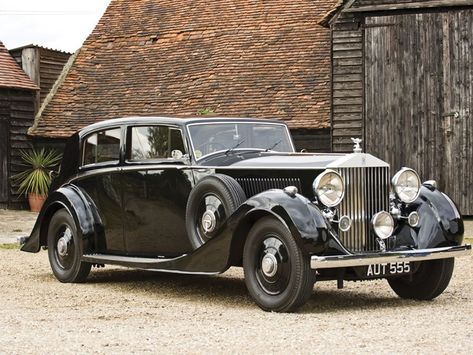 Bentley Limousine, Old Rolls Royce, Car References, Roll Royce, Classic Rolls Royce, Bentley Rolls Royce, Vintage Rolls Royce, Rolls Royce Motor Cars, Dream Vehicles