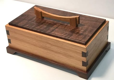 Wood Keepsake Box Diy, Wooden Keepsake Boxes Diy, Keepsake Boxes Wooden, Wooden Boxes Ideas, Keepsake Box Diy, Wooden Box Plans, Wood Box Design, Jewelry Box Plans, Wooden Box Diy