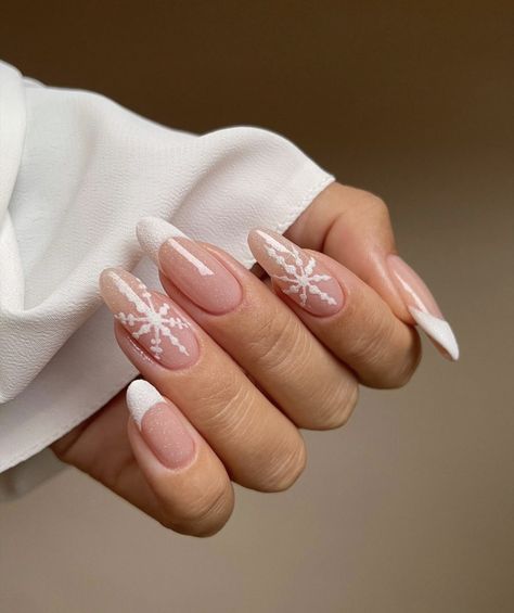 New Years Nail Designs White, Blue French Tip Nails Snowflake, Almond Shaped Holiday Nails, White French Tips With Snowflakes, Christmas Nail White, Nokti Za Zimu, French Tips With Snowflakes, Snowflake French Tip Nails, Nails Christmas French