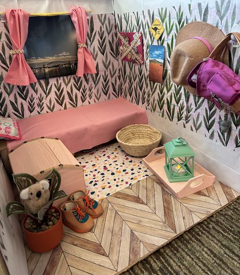 American Girl Doll Furniture Diy, Diy American Girl Doll House, American Girl Bedrooms, American Doll Stuff, Ag Doll House, American Girl Doll Room, 4 H Projects, Diy Girls Bedroom, American Girl Diy