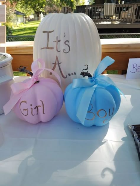 Garage Gender Reveal, Fall Gender Reveal Ideas Pumpkins, Gender Reveal Lights, Halloween Themed Gender Reveal Party Ideas, Fall Gender Reveal Party Decorations, Pumpkin Themed Gender Reveal Party Ideas, Gender Reveal Ideas Pumpkin Theme, Gender Reveal Ideas For Party Fall, Fall Gender Reveal Themes