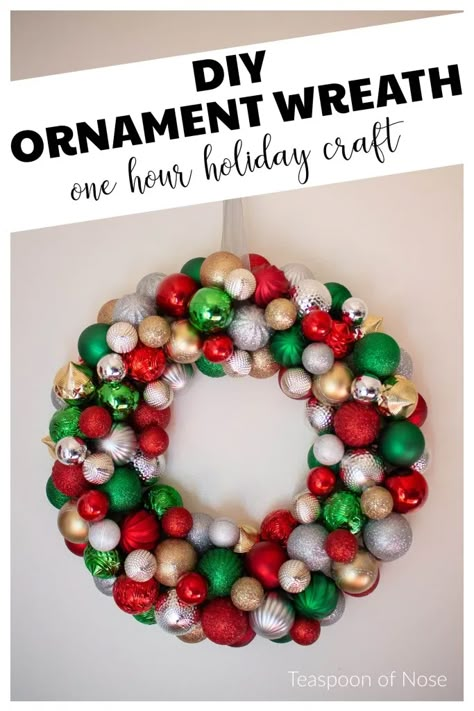 Holiday Wreaths Diy Christmas, Diy Ornament Wreath, Ornament Wreath Diy, Wreaths Diy Christmas, Ornament Wreaths, Bauble Wreath, Holiday Wreaths Diy, Holiday Crafts Diy, Diy Ornament