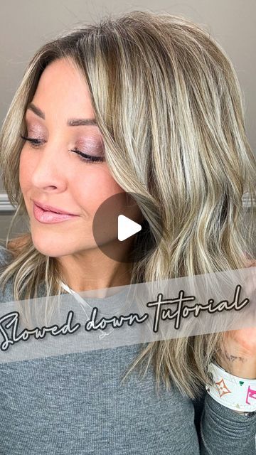 Ashley Erickson on Instagram: "Ask and you shall receive 😉 I had so many requests to slow down the last flat iron tutorial and here it is 🫶🏻  . . #howtocurl #reelhair #hairreel #flatiron #flatironcurls #howtostyle #haircut #haircolor #easyhair #easyhairstyles #easyhairstyle #easyhairtutorial #easyhairvideo #hairforbeginners #beginnercurls #finehair #thinhair #blondehair #hairgoals #hairinspo #hairoftheday #hairstyle #hairvideos #hairstyling" Short Hair Waves With Flat Iron, Soft Bends Medium Hair, Curls With Straightener Short Hair, Flat Iron Tutorial, Loose Waves Short Hair, Flatiron Curls, Curling Iron Short Hair, Flat Iron Curls Tutorial, Soft Beach Waves