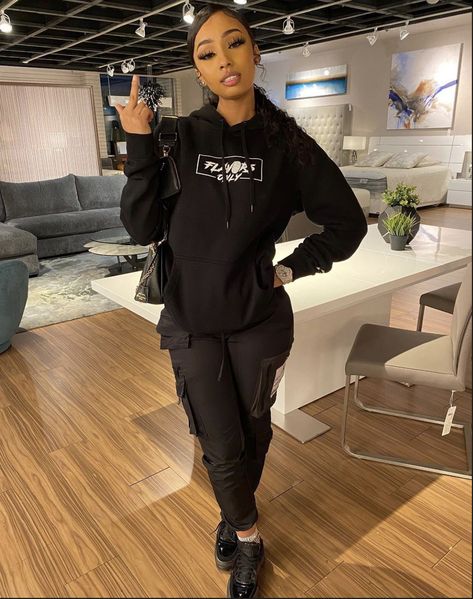 Rubi Rose, Female Celebrity Crush, Lit Outfits, All Black Fashion, Tomboy Style Outfits, Fire Fits, Ruby Rose, Tomboy Fashion, Cute Simple Outfits