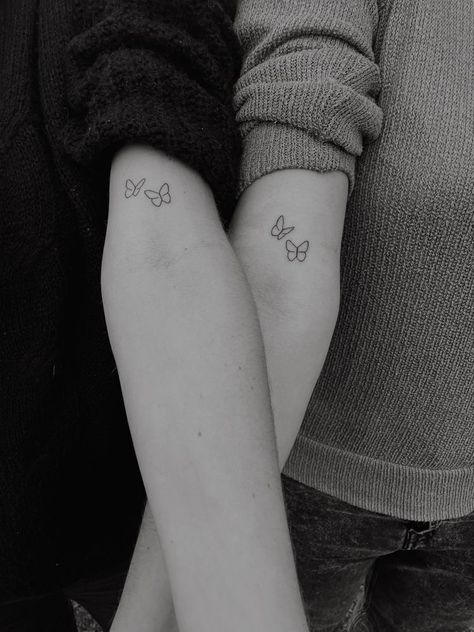 #tattoo #friendship #friends #tattooideas #tattooart #tattooideasformen Small Matching Tattoos Butterfly, Maching Tattoos Butterfly, Matching Tattoos For Best Friends Butterflies, Non Matching Sister Tattoos, Matching Small Tattoos Sister Tat, Sister's Tattoos Matching, Cute Matching Butterfly Tattoos, Cute Tattoo Ideas For Sisters, Tattoos About Sisters