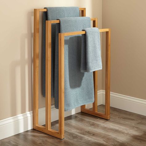 Bath Towel Hanging Ideas, Towel Rack Bathroom Hanging Ideas, Wood Towel Holder, Wooden Towel Rack, Bathroom Storage Over Toilet, Diy Towel Rack, Blanket Rack, Bath Towel Holder, Bathroom Towel Rails