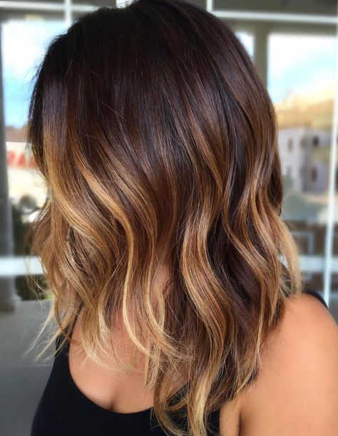 Chocolate And Caramel Balayage For Medium Hair Tiger Eye Hair Color, Tiger Eye Hair, Brunette Balayage, Caramel Hair, Ombre Hair Color, Hair Color Balayage, Hair Inspiration Color, Cool Hair Color, Brunette Hair