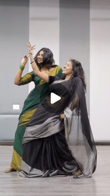 Beautiful Art Female, Uday Kiran, Simple Mehndi Dresses, Unusual Outfits, Mint Green Prom Dress, Mens Hairstyles With Beard, Simple Dance, Mehndi Dress, Indian Women Fashion