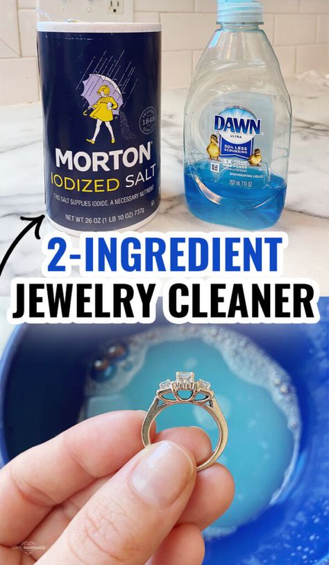 Diy Jewelry Cleaner, Ring Cleaner, Homemade Jewelry Cleaner, Jewelry Cleaner Diy, Two Ingredient, How To Clean Silver, Homemade Cleaning Solutions, Cleaning Silver Jewelry, Homemade Cleaning Products