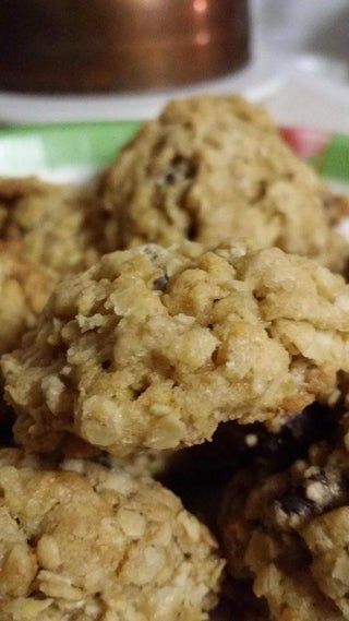 Leftover Packets of Instant Oatmeal Cookies!! - Instructables Oatmeal Packet Recipes, Oatmeal Packet Cookies, Instant Oatmeal Cookies, Instant Oatmeal Recipes, Instant Oatmeal Packets, Quaker Instant Oatmeal, Healthy Food Habits, Oatmeal Packets, Instant Oatmeal