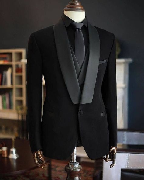 Groomsmen outfits