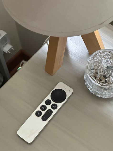 #appletv #apple #usa #recipe #aesthetic #minimalist #digital #tv #appletv #remotecontrol