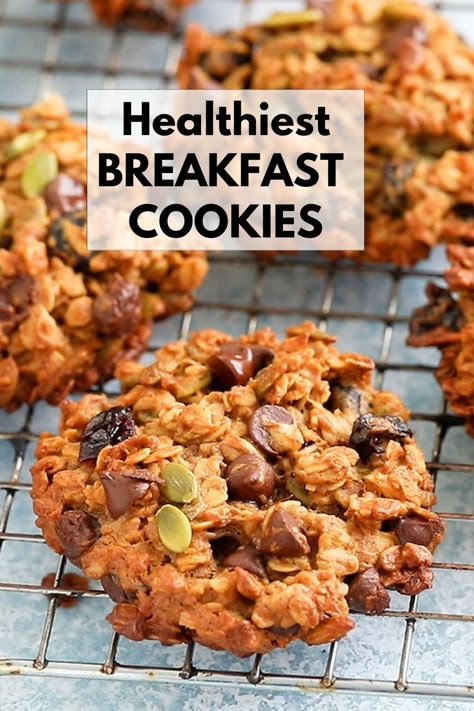 Oatmeal Breakfast cookies is a healthy breakfast on the go idea! These vegan cookies are made using nutritious ingredients and have a hearty and chewy texture with crispy edges. They are one of the best kid friendly breakfast ideas! Hearty Breakfast Cookies, Best Breakfast Cookies Healthy, Superfood Breakfast Cookies, Healthy Morning Cookies, Baked Oatmeal Breakfast Cookies, Apple Oatmeal Breakfast Cookies, Dairy Free Breakfast Cookies, Oatmeal Breakfast Cookies No Bananas, Healthy Banana Breakfast Cookies