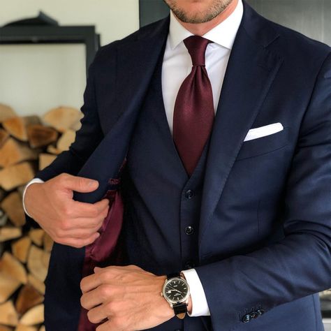 Navy Suit Burgundy Tie, Burgundy Tie Wedding, Navy And Burgundy Suit, Navy Suit Tie, Blue Suit Tie, Dark Navy Blue Suit, Navy Blue Suit Men, Suit With Red Tie, Wedding Suits Men Blue