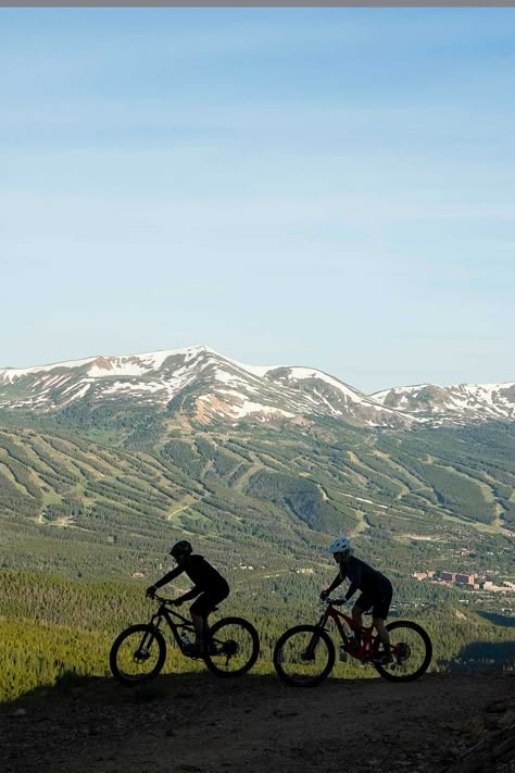 Breckenridge Colorado transforms into a biking mecca during the summer. Experience some of the best riding in the Rocky Mountains for road bikers, mountain bikers and those just out to enjoy the ride. Mountain Biking Aesthetic, Cycling Aesthetic, Bike Ride Aesthetic, Biking Aesthetic, Mountain Bike Riding, Outdoors Aesthetic, Mountain Biking Photography, Aesthetic Mountains, Road Biking