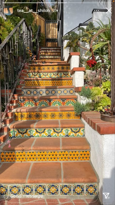 Spanish Stairs Outdoor, Spanish Staircase Outdoor, Staircase With Tiles, Spanish Tile Staircase, Spanish Tile Steps Outdoor, Spanish Style Tile Stairs, Traditional Mexican House Hacienda Style, Talavera Tiles Outdoor, Tiled Stairs Outdoor