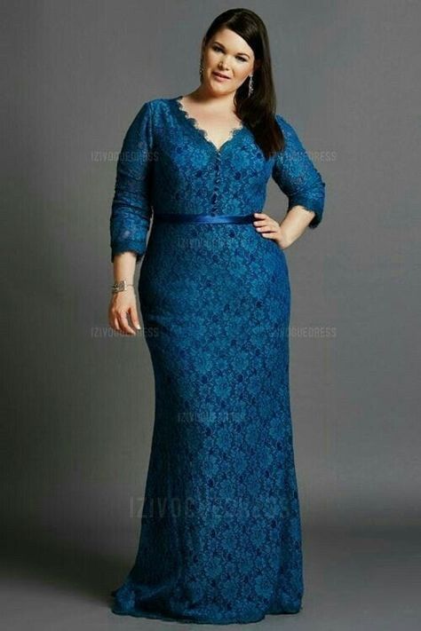 Long African Dresses, Gowns Dresses Elegant, Lace Evening Gowns, Dinner Dress Classy, Lace Dress Styles, African Lace Dresses, Bride Groom Dress, Evening Dresses Plus Size, Classy Dress Outfits