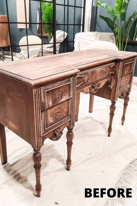 Painting A Desk, Repaint Wood Furniture, Chalk Paint Desk, Paint Desk, Repair Wood Furniture, Closet Door Makeover, Repurposed Dresser, General Finishes Milk Paint, Furniture Flip