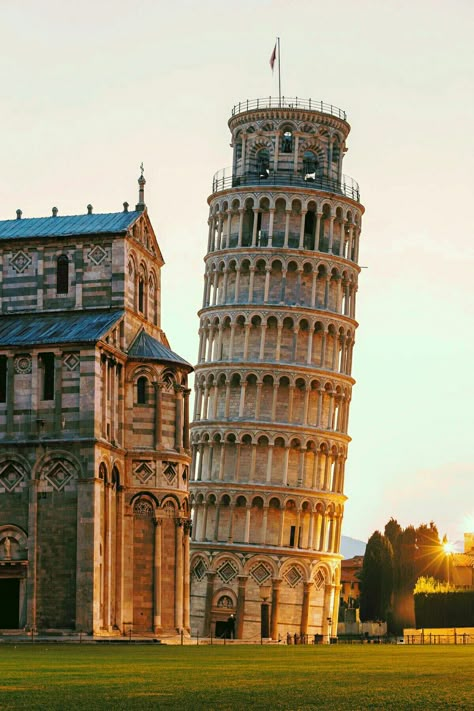 Pisa Tower, Pisa Italy, Tower Of Pisa, Toscana Italia, Places In Italy, Italy Tours, Italy Aesthetic, Italy Trip, Bucket List Destinations