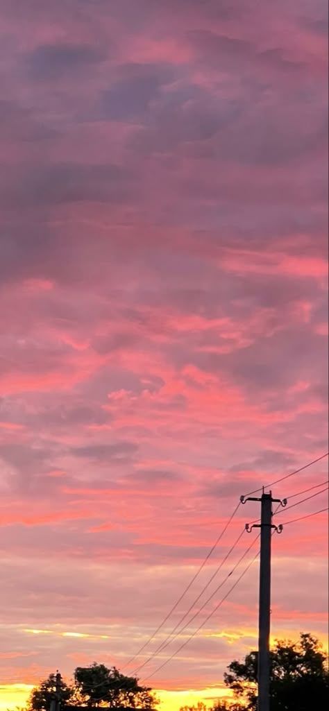 Phone Wallpaper Sunset Sky, Pink Aesthetic Sunset Wallpaper, Pink Aesthetic Sky Wallpaper, Hot Pink Sunset Wallpaper, Pretty Sky Pictures Sunset, Pastel Sunrise Aesthetic, Pink Sunset Wallpaper Aesthetic, Skycore Aesthetics, Pink Aesthetic Wallpaper Nature