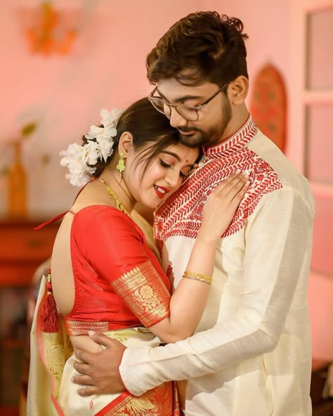 Bengali Cupal Photo, Capal Photos, Marriage Couples Images, Wedding Stills Photo Ideas, Cute Copal Pic, Copel Photos, Bengali Reception Couple Shoot, Copal Photography, Capal Pic