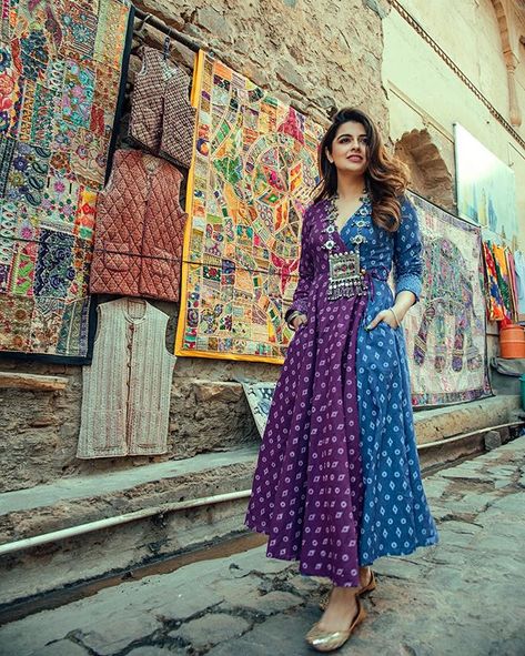 Streets of Jaipur 💕 Wearing @thejodilife #natontherocks #natashaluthra #jaipur #rajasthan #natashaluthraxthejodilife Jaipur Outfits Ideas, Jaipur Outfits, Natasha Luthra, Bandhani Dress, Stylish Kurtis Design, Designer Kurti Patterns, Simple Kurti Designs, Kurti Designs Latest, Casual Indian Fashion