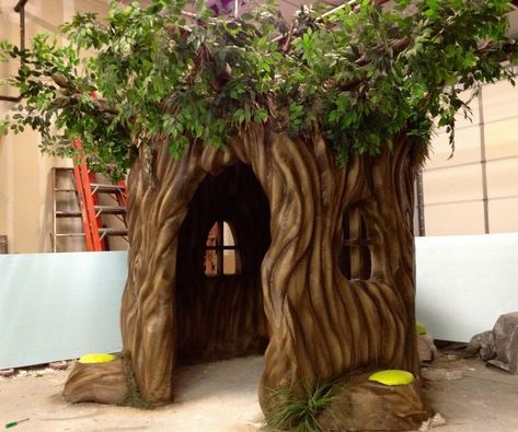 Sculpted Foam Tree with Artificial tree used as Reading Tree for Childern's are in Library #fauxtree #propstudio #foamsculpture Garden Playroom, Cardboard Tree, Tree Props, Foam Sculpture, Foam Props, Reading Tree, Children's Library, Tree Fort, Brand Activations