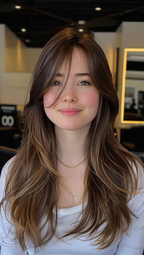 Haircut For Big Forehead, Haircuts For Long Hair With Layers, Hair Inspiration Long, Haircuts Straight Hair, Haircuts For Medium Hair, Long Hair With Bangs, Long Layered Hair, Haircuts For Long Hair, Long Hair Cuts