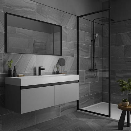 Slate Bathroom Tile, Slate Bathroom, Small Bathroom Tiles, Bathroom Inspiration Modern, Bathroom Redesign, Bathroom Design Inspiration, Bathroom Tile Designs, Bathroom Inspiration Decor, Bathroom Design Luxury