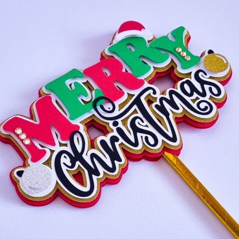 Cake toppernavidadmerry christmas Christmas Cake Topper Ideas, Merry Christmas Topper, Merry Christmas Cake Topper, Christmas Birthday Cake, Cricut Cake, Fiesta Cake, 3d Cake Toppers, Cake Topper Ideas, Handmade Cake Topper