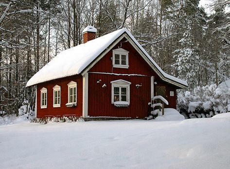 A typical Swedish cottage. Painted red with the traditional Falu Red paint. Today these types of old houses are normally used as summer houses. You will find more than 500 000 cottages like this one around Sweden. Swedish Houses, Scandinavian Houses, Red Houses, Swedish Cottage, Winter Cottage, Red Cottage, Swedish Style, Swedish House, Cottage Cabin