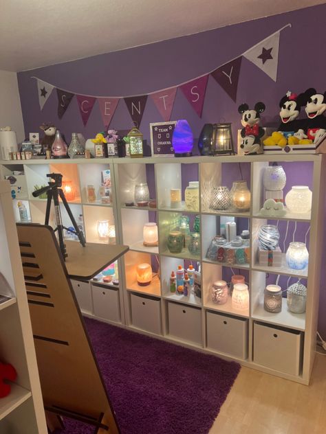 #scentsy #scentsygermany #scentsysuperstardirector Scentsy Office Ideas, Scentsy Organization, Scentsy Office, Scentsy Ideas, Office Crafts, Craft Room Office, Craft Room Ideas, She Shed, Office Space