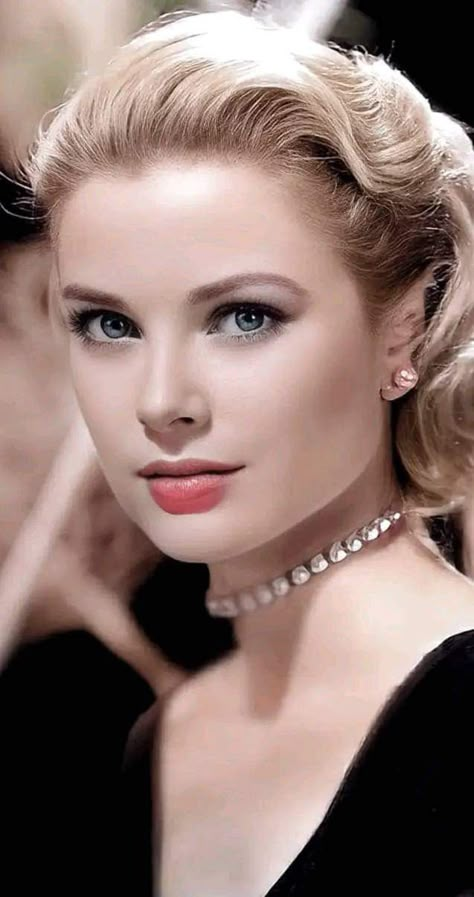 Perfect Nude Lipstick, Klasik Hollywood, Grace Kelly Style, Classic Hollywood Glamour, Princess Grace Kelly, Classic Actresses, Princess Grace, American Beauty, Grace Kelly