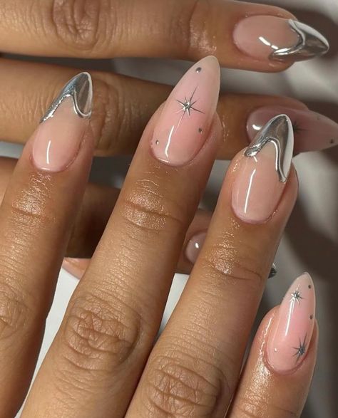 Silver Nail Designs, Chrome Nails Designs, October Nails, Silver Nail, Metallic Nails, Star Nails, Silver Nails, Prom Nails, Pretty Acrylic Nails