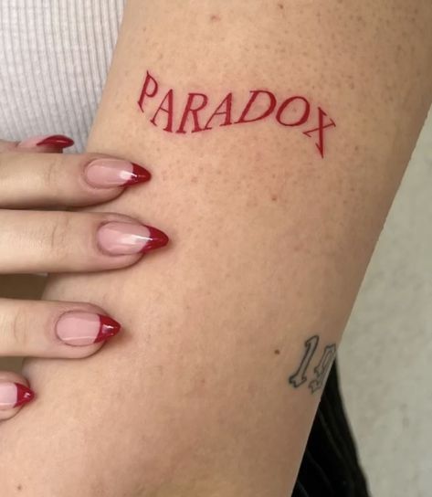 Tattoo Ideas For Couple, Simple Gothic Tattoos, Paradox Tattoo, Tattoos Life, Tattoo For Man, Tattoos Placement, Tattooed Hands, Tattoo Prints, Gothic Tattoos