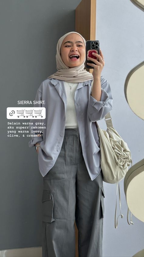 Cargo Hijab Outfit, Ootd Cargo Pants Hijab, Casual Outfits Hijab Simple, Cargo Pants Outfit Hijab, Style Kondangan Hijab, Outfit Celana Cargo, Ootd Cargo, Casual Outfits Hijab, Outfit Konser