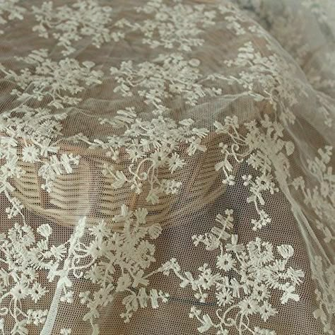 Lace Aesthetic, Classic Academia, Lace Diy, Fabric Embroidery, Rock Chic, Anne Of Green Gables, Fabric Floral, Green Gables, Embroidery Fabric